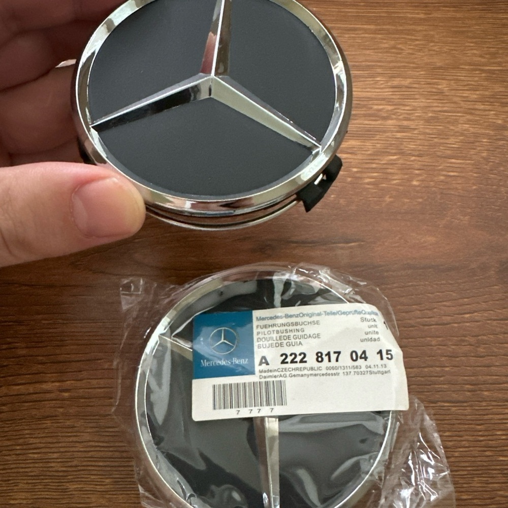 Mercedes-Benz Wheel Center Caps
